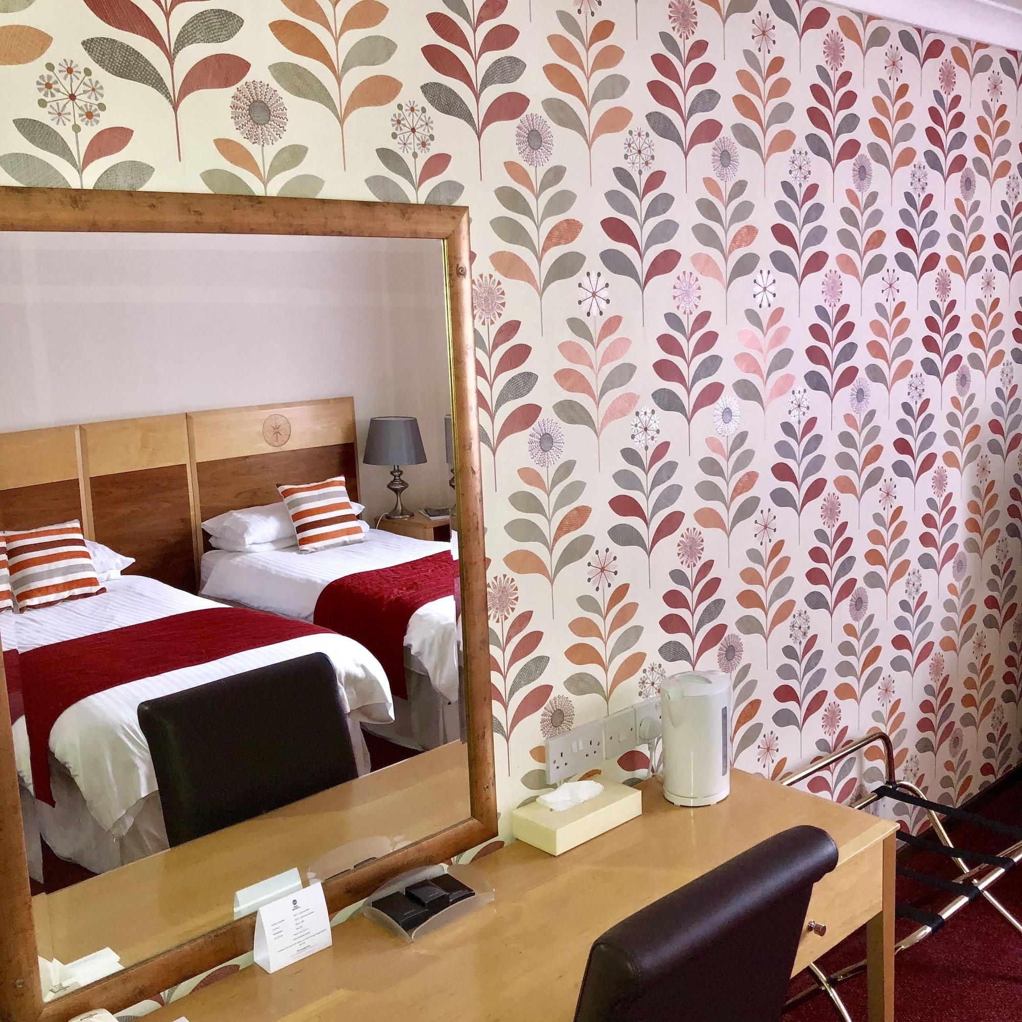 Best Western Compass Inn Tormarton Bagian luar foto
