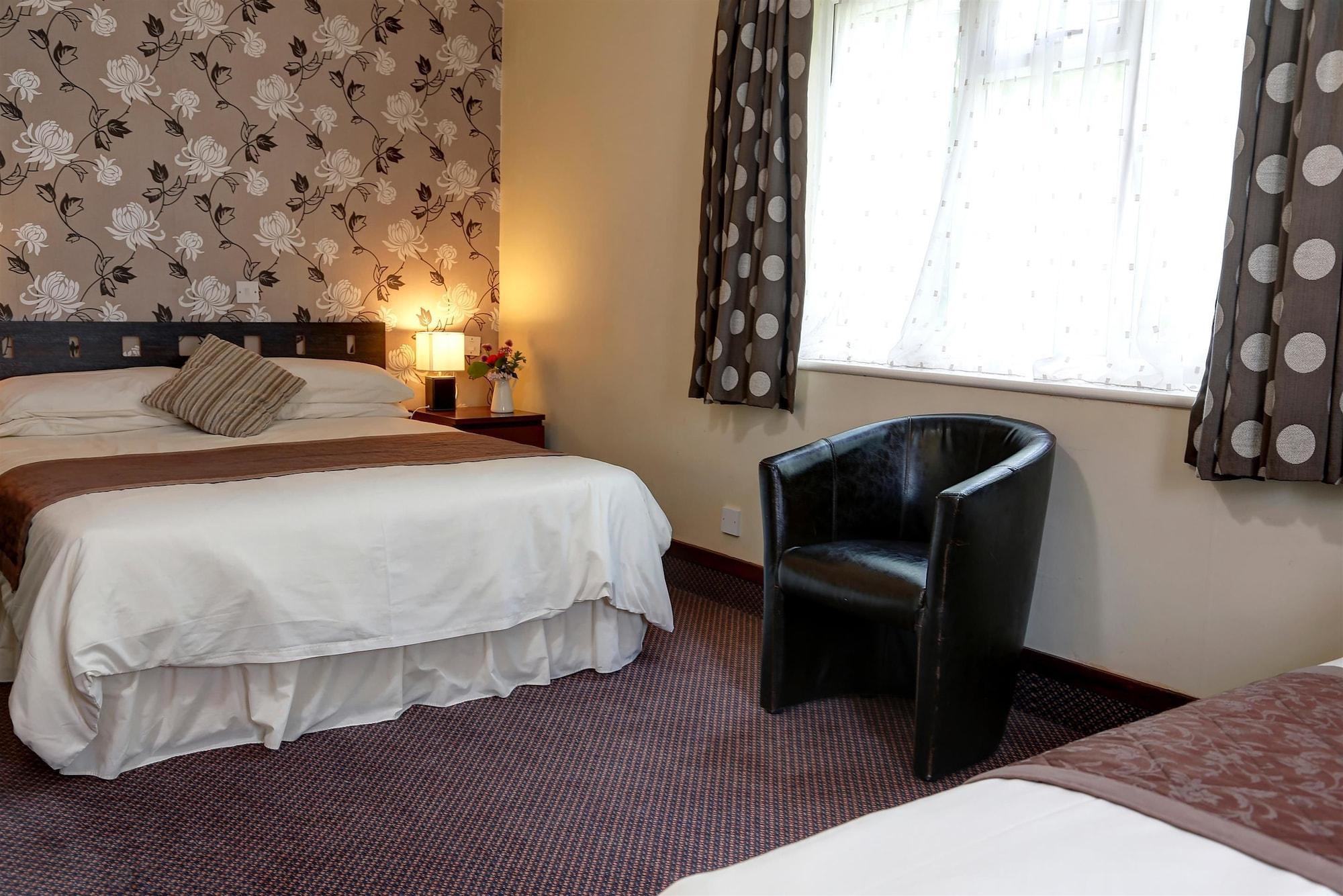 Best Western Compass Inn Tormarton Bagian luar foto