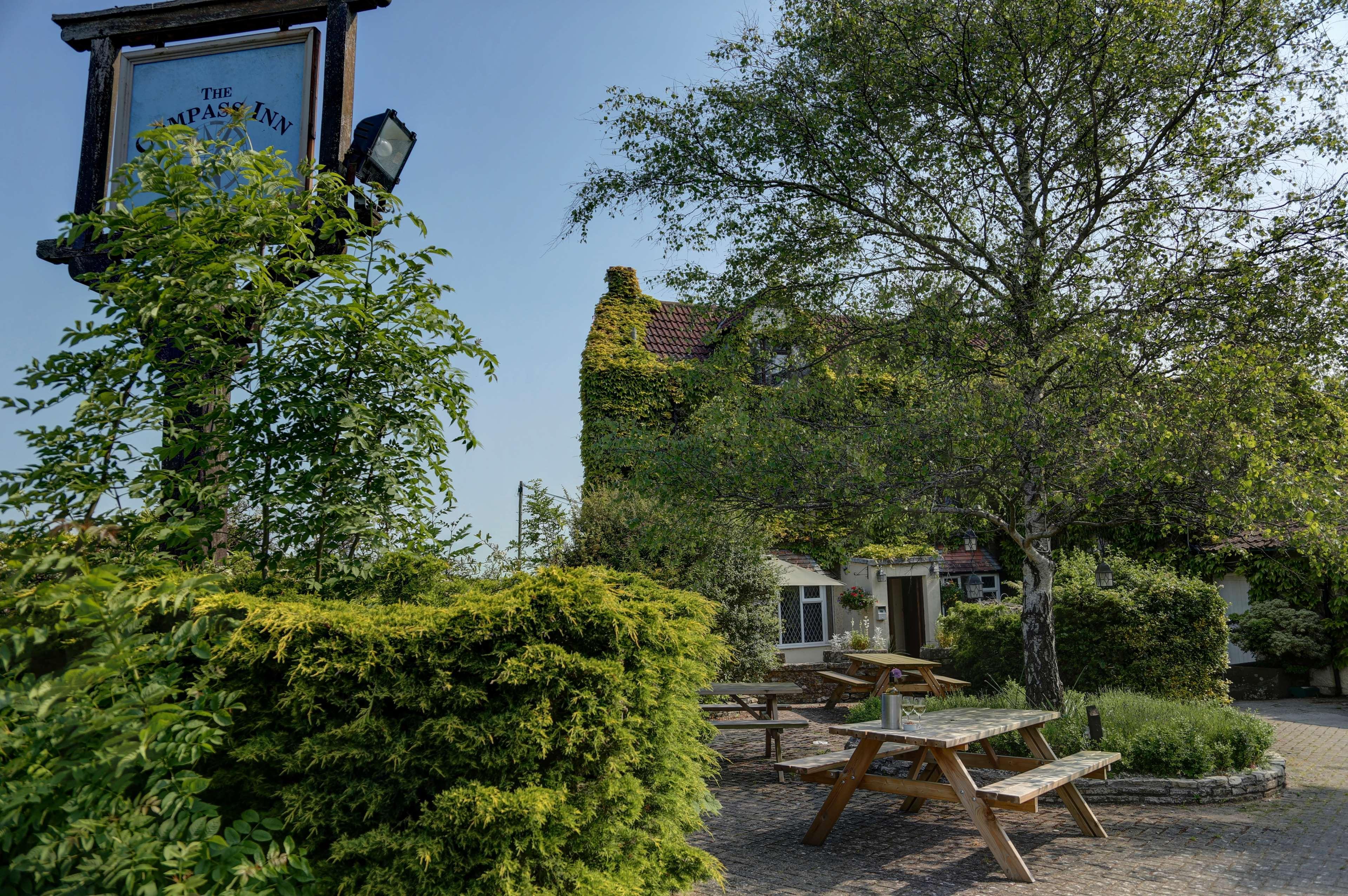 Best Western Compass Inn Tormarton Bagian luar foto