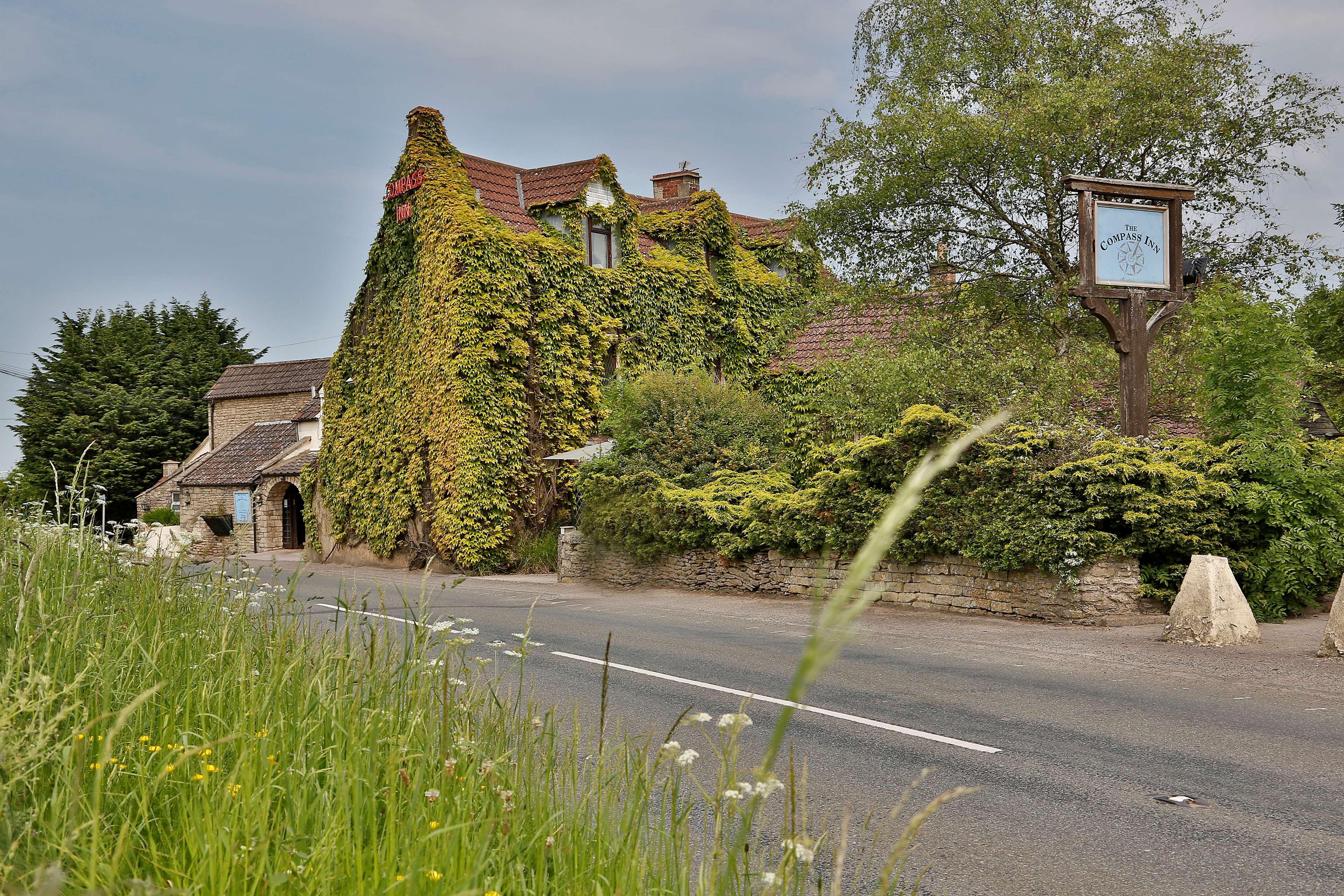 Best Western Compass Inn Tormarton Bagian luar foto