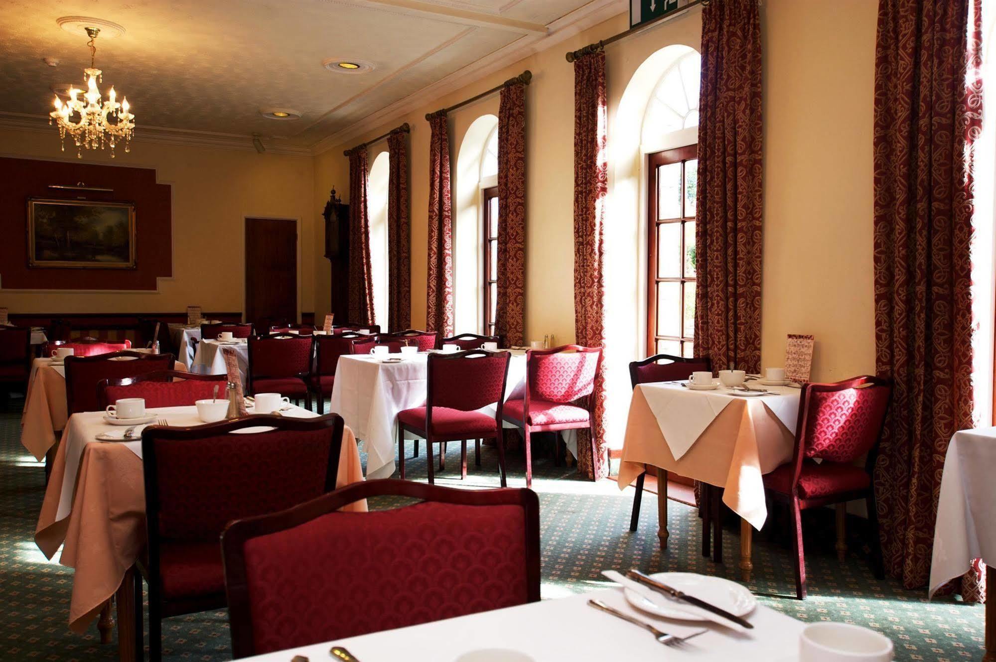 Best Western Compass Inn Tormarton Restoran foto