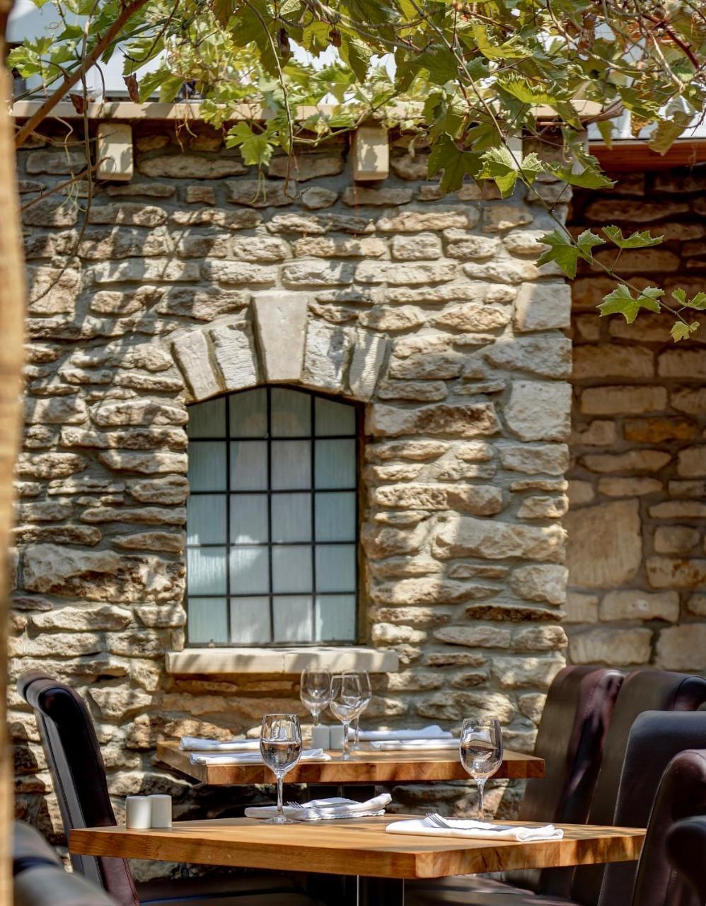 Best Western Compass Inn Tormarton Bagian luar foto